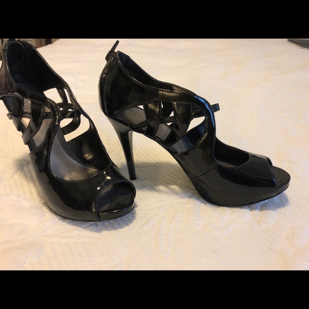 New Carlos Santana Heels